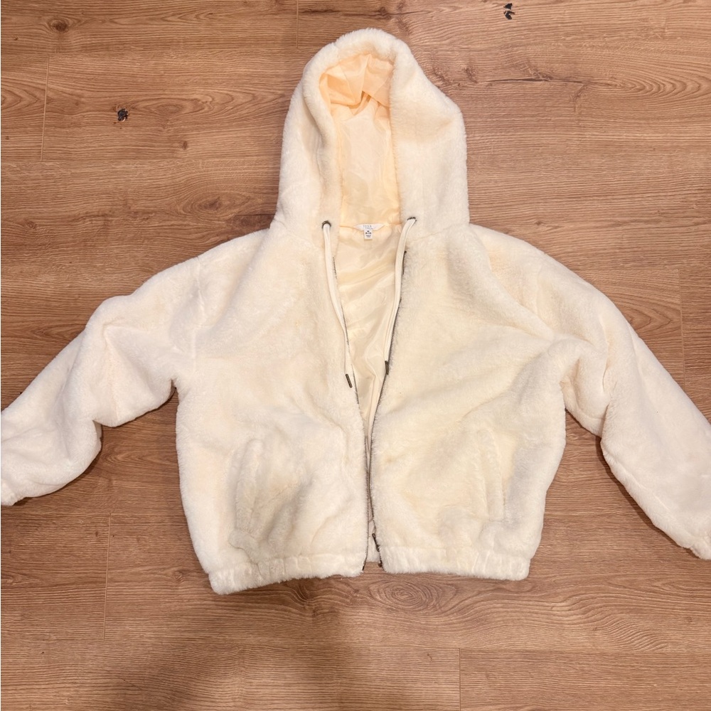 Time and Tru Cream Fleece Jacket